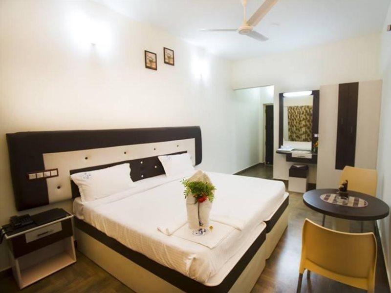 แฮปปี้ เนสต์ รีสอร์ต Hotel เยอร์โคด ภายนอก รูปภาพ